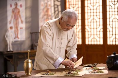 老中医与中医的传承与智慧